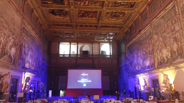 Salone affrescato · proiezione per l'anteprima de «I Medici»
