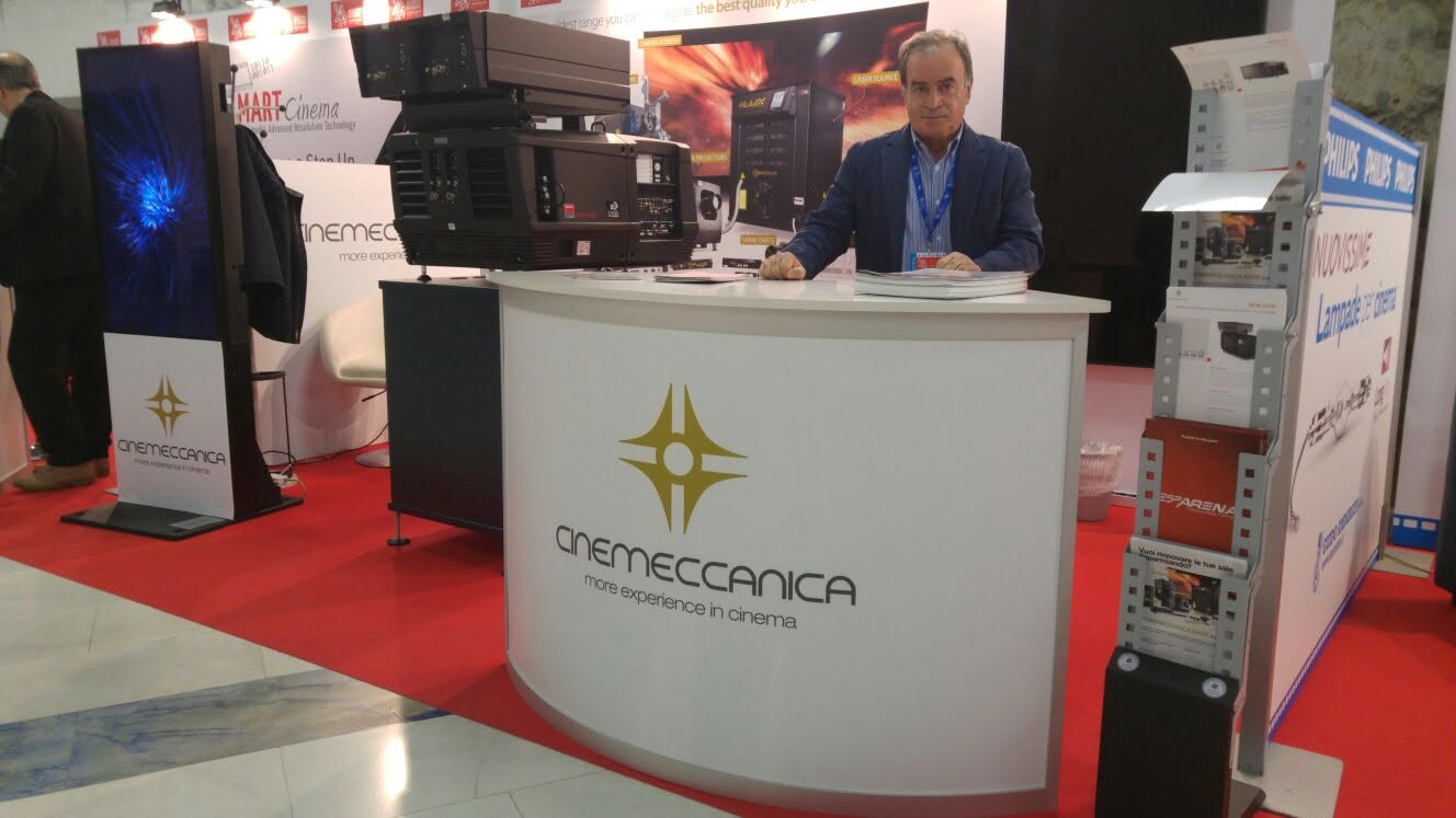 Paolo allo stand Cinemeccanica